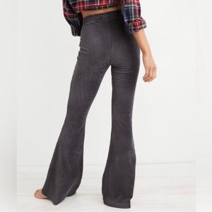 Aerie XS Groove-On Velour High Waisted Flare Pant - Gray